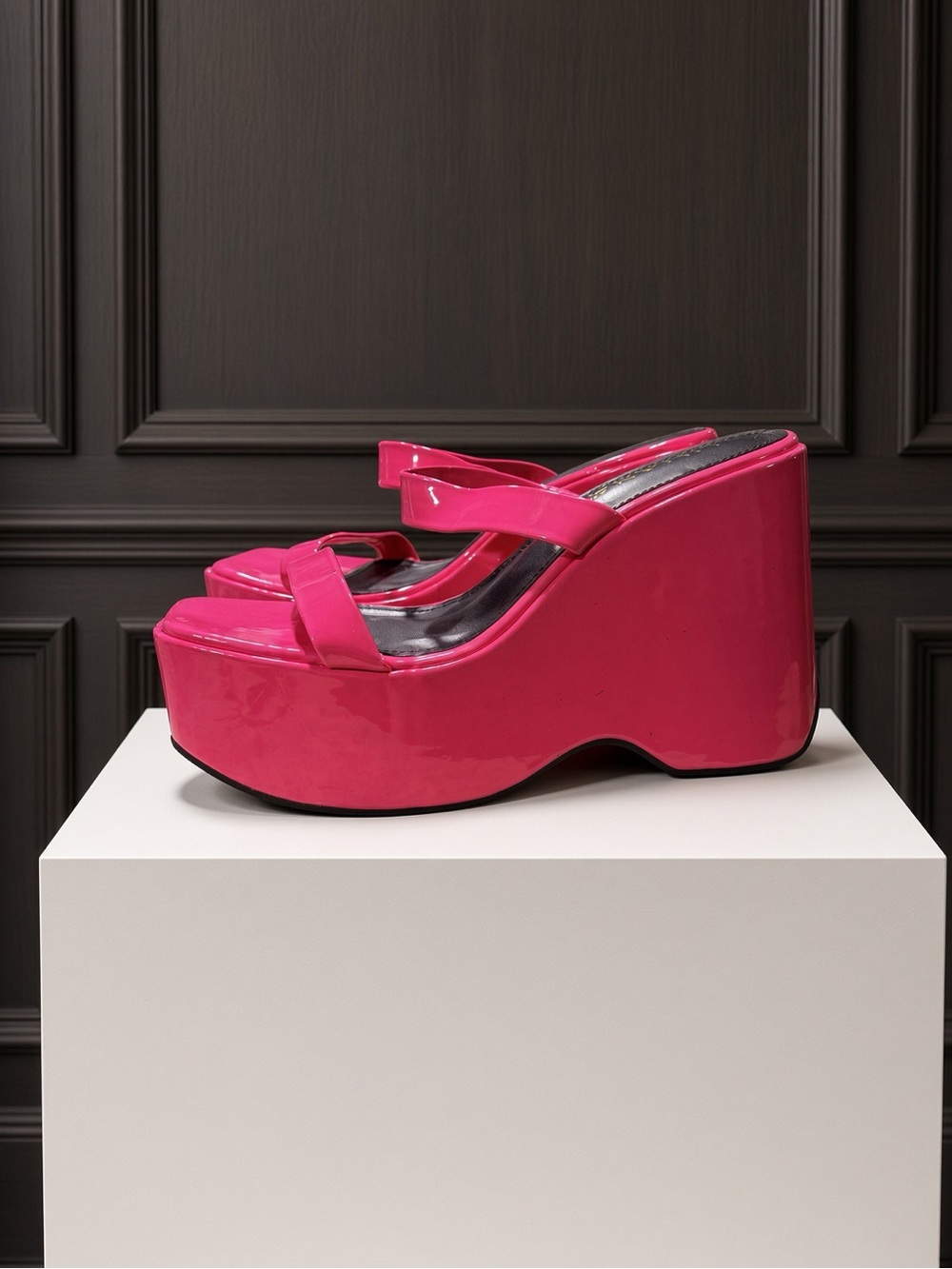 Liliana Hot Pink Patent Platform Wedge Sandals Size 9